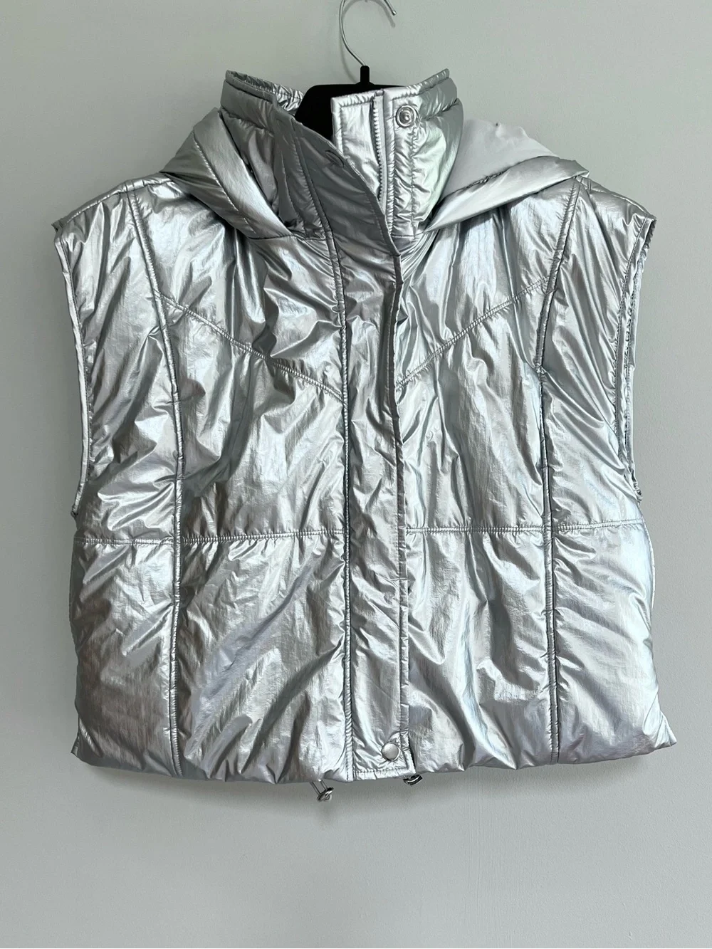 Daily Practice Anthropologie NWT Metallic Silver Hooded Puffer Vest Pockets, S